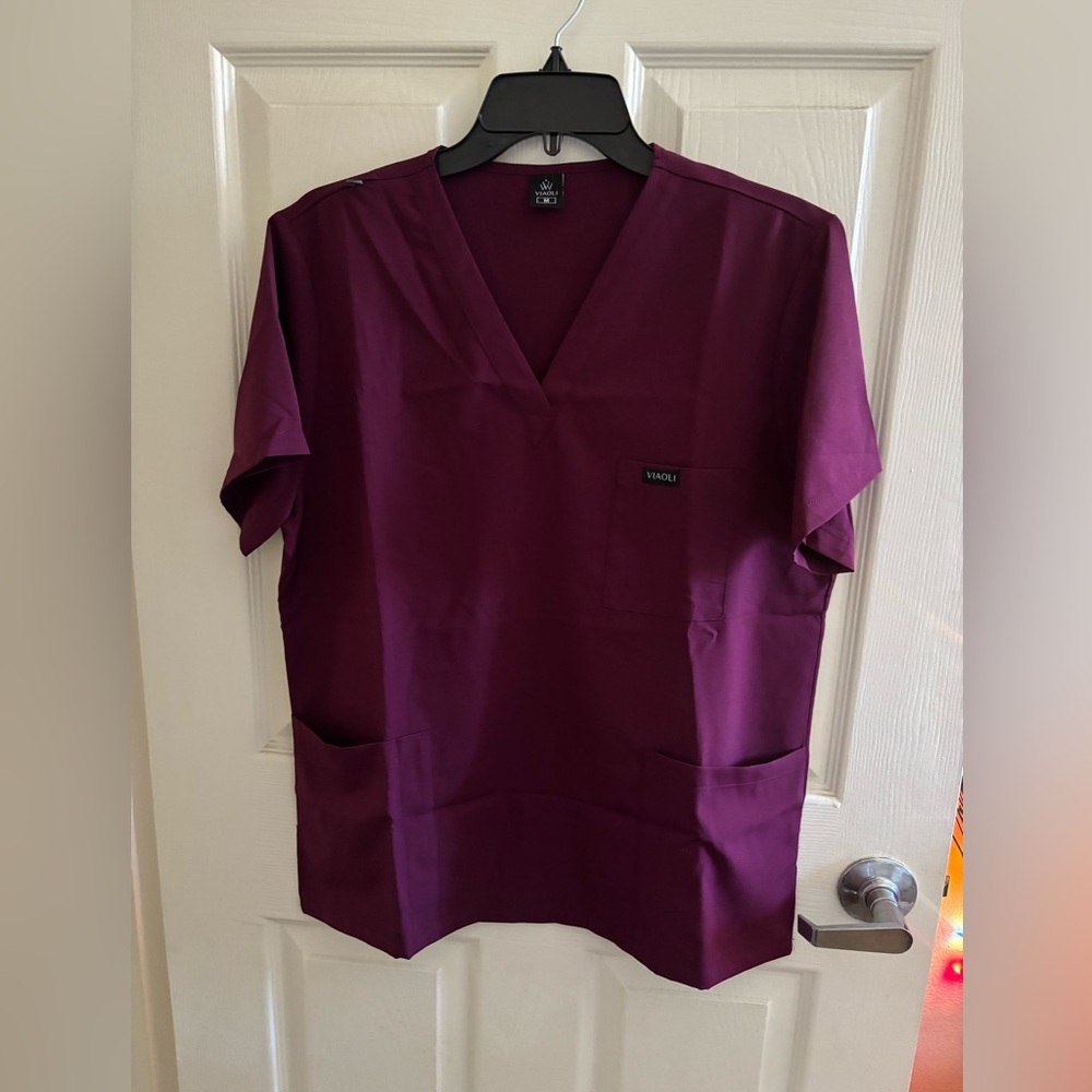 Women’s Scrub Top